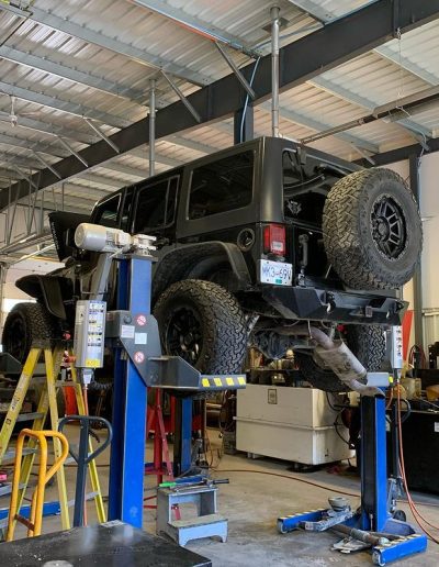 jeep on hoist
